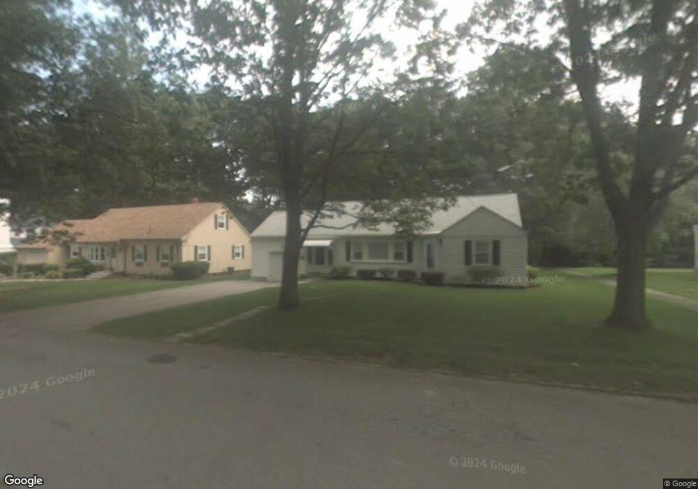 42 Brettonwoods Dr, Cranston, RI 02920 - photo 1