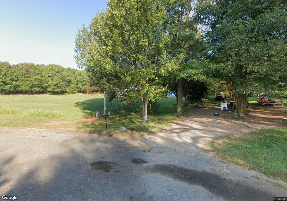 147 Southway Ln, Statesville, NC 28625 - photo 1