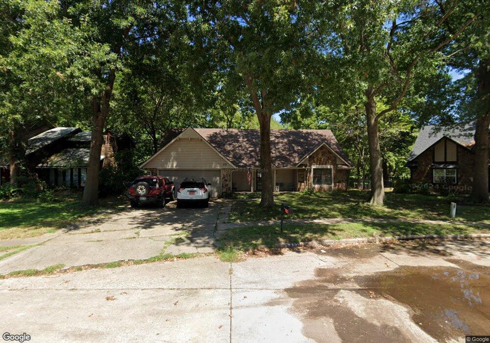 2300 W Delmar St, Broken Arrow, OK 74012 - photo 1