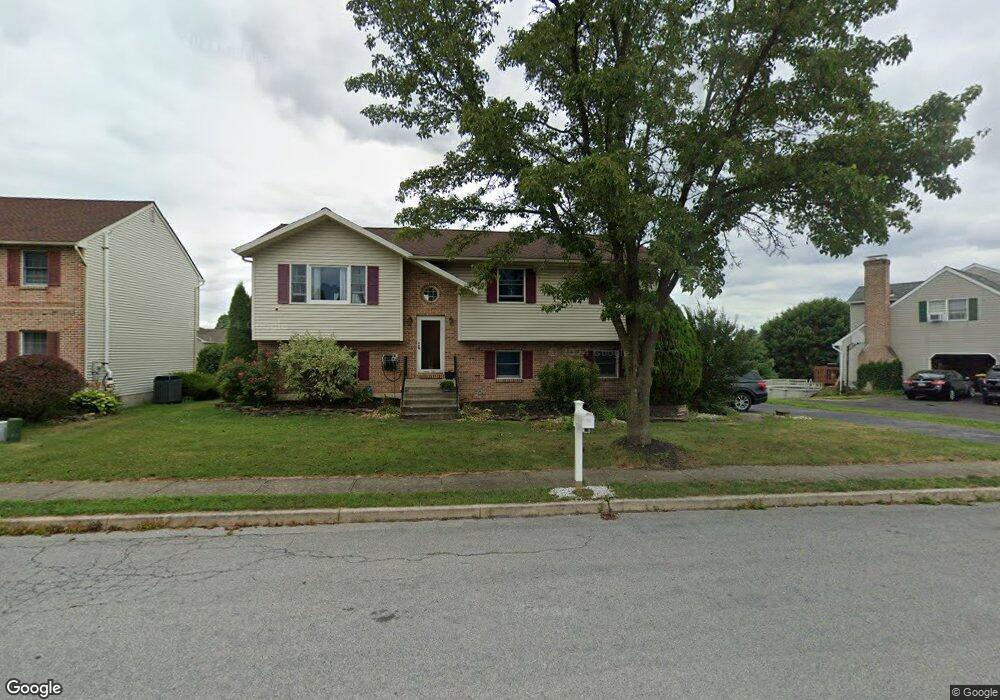 4546 Cairo Dr, Whitehall, PA 18052 - photo 1