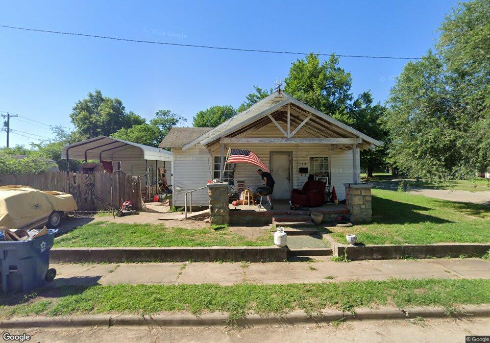 123 W 2nd St, Cushing, OK 74023 - photo 1