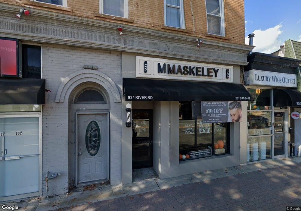 934 River Rd, Edgewater, NJ 07020 - photo 1