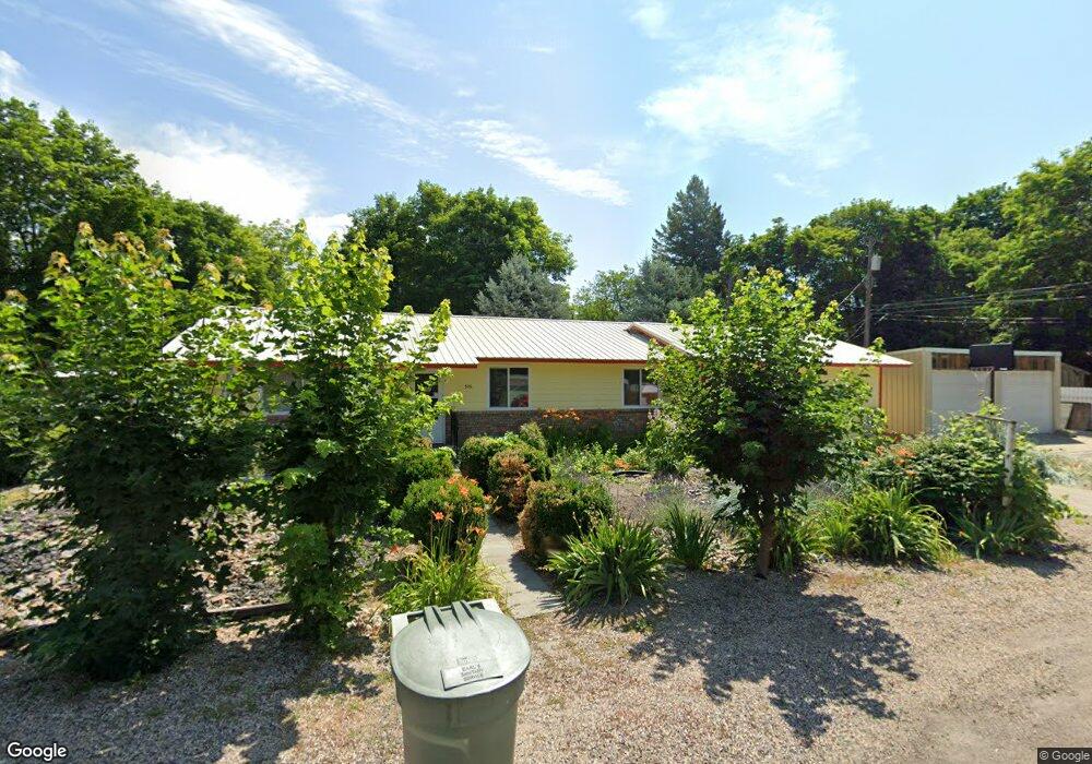 306 N 2nd St E, Chewelah, WA 99109 - photo 1