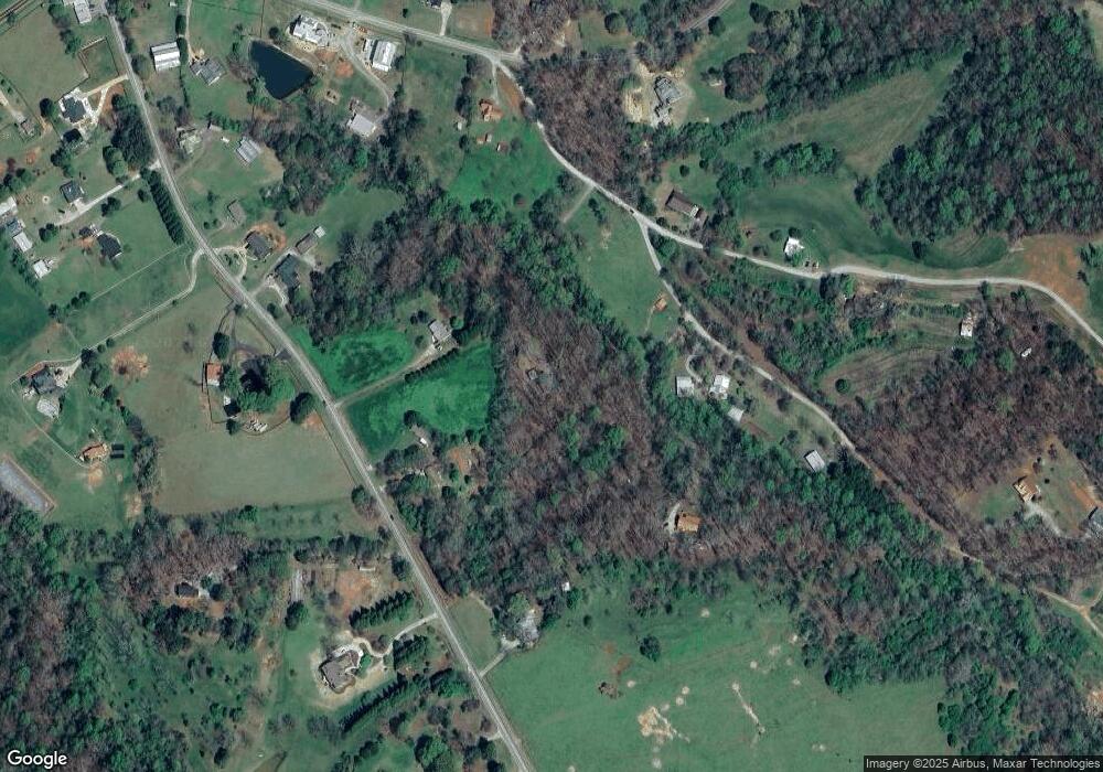 6724 Gilstrap Rd, Clermont, GA 30527 - photo 1