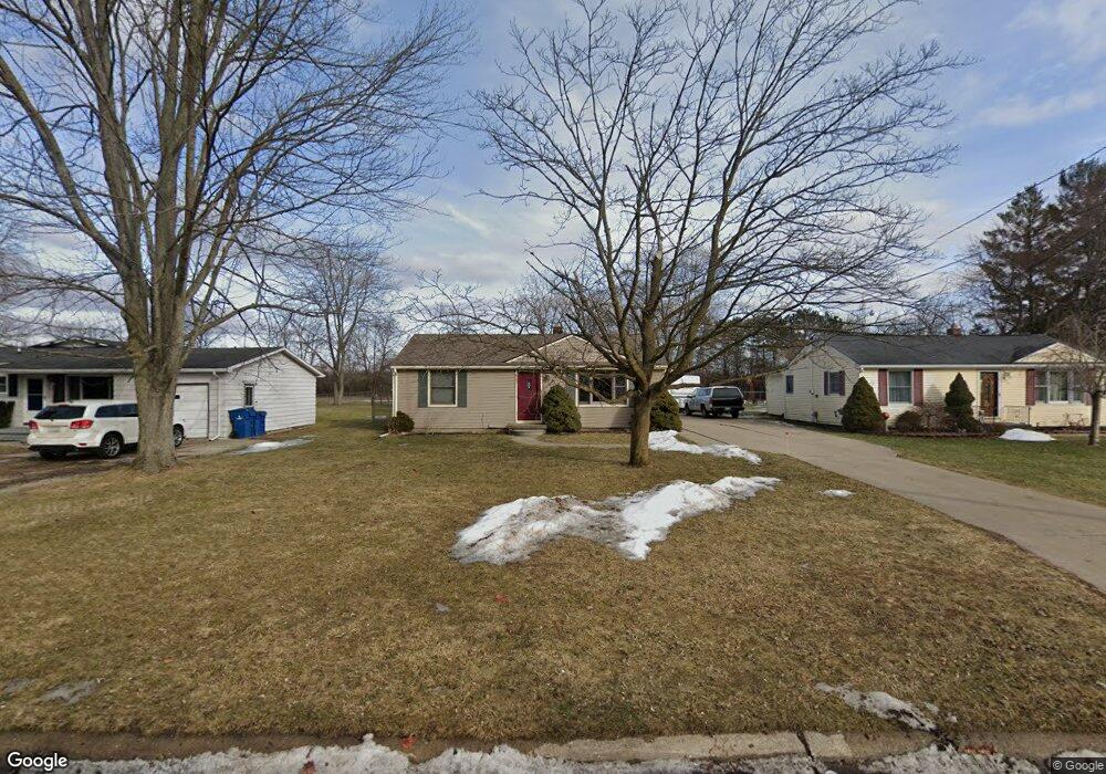 822 Moore St, Davison, MI 48423 - photo 1
