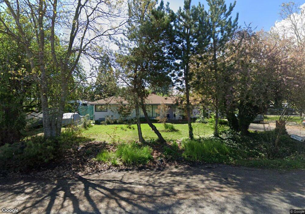 2405 Blue Jay Ln, Central Point, OR 97502 - photo 1