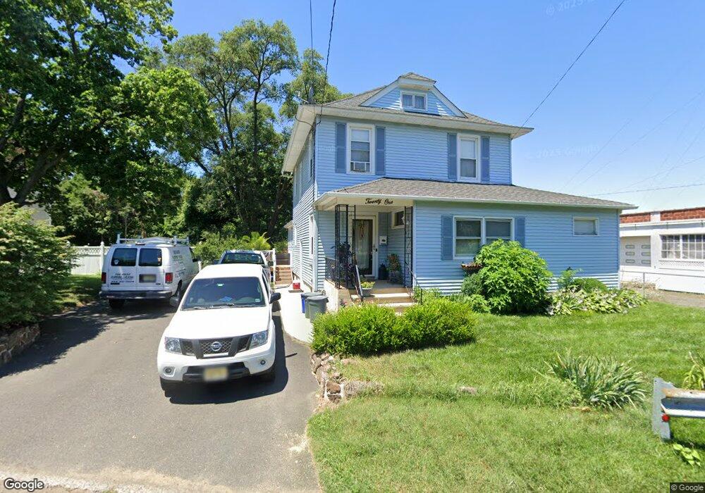 21 Avenue D, Atlantic Highlands, NJ 07716 - photo 1