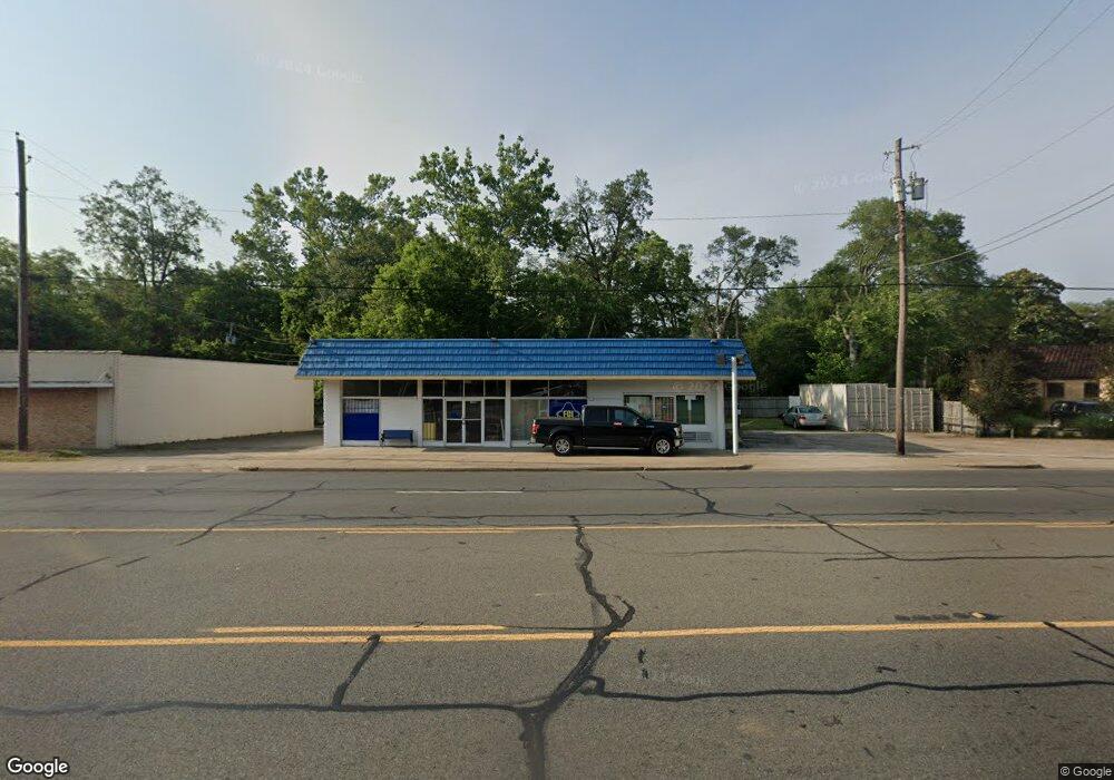 1008 E Marshall Ave, Longview, TX 75601 - photo 1