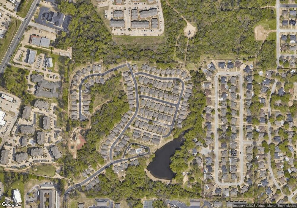 1924 Hollyglen Dr, Tyler, TX 75703 - photo 1