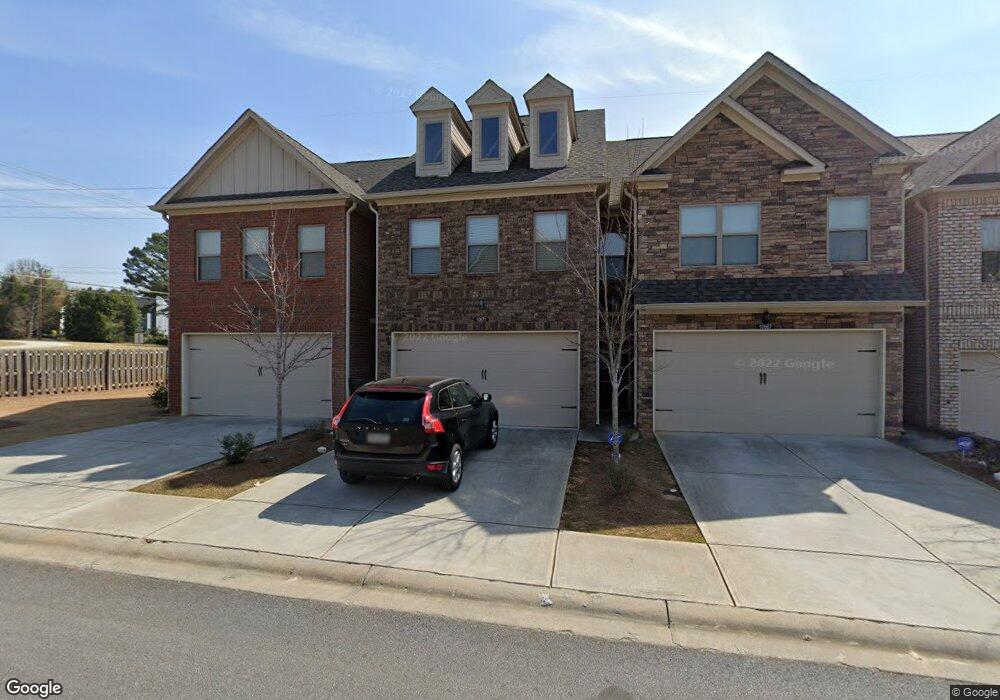 10671 Naramore Ln, Alpharetta, GA 30022 - photo 1