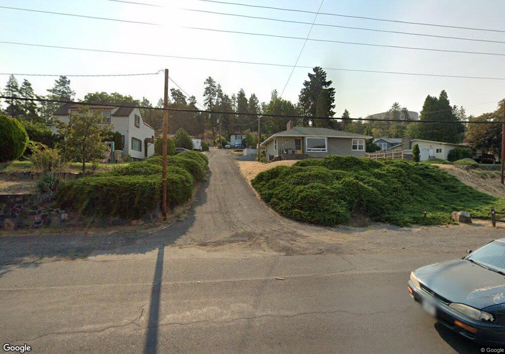 2304 Bridge St, the Dalles, OR 97058 - photo 1