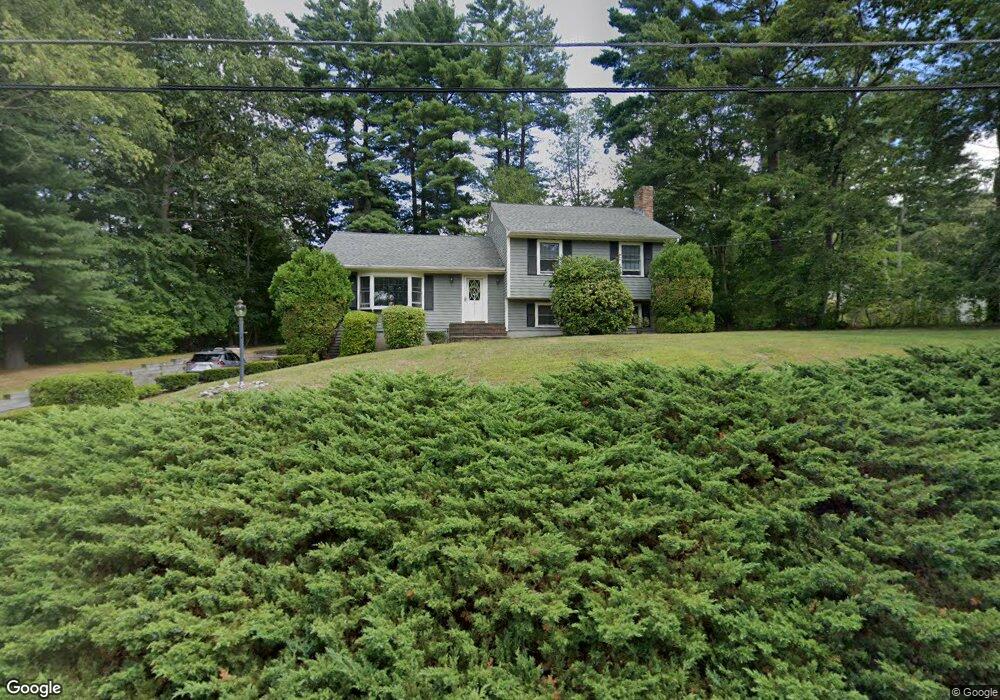 9 Feather Ln, Whitman, MA 02382 - photo 1