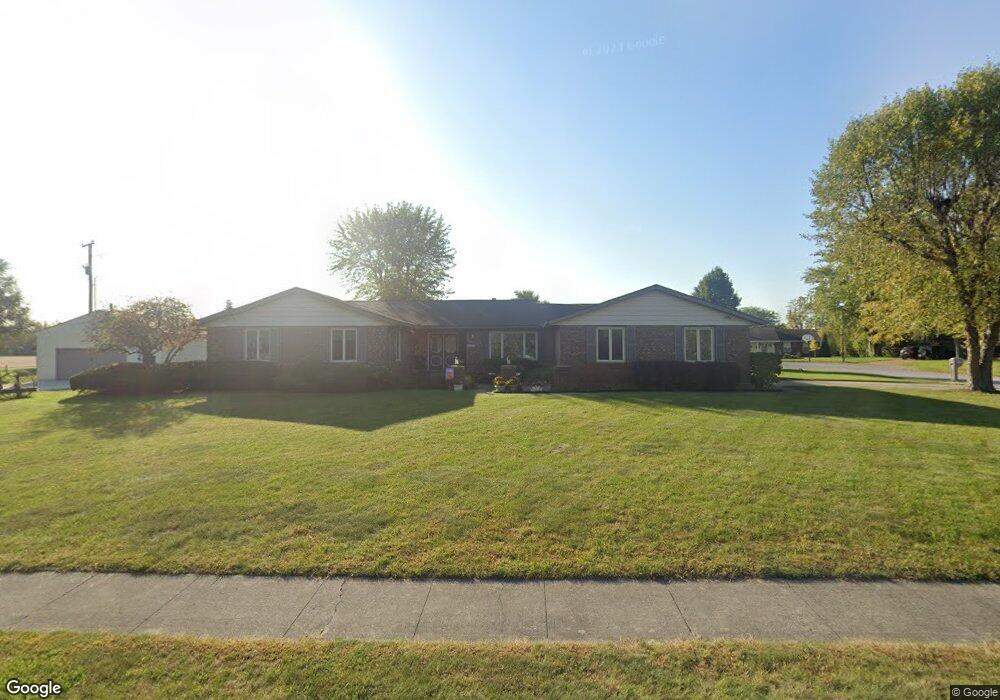3931 Magnolia Ln, Lima, OH 45806 - photo 1
