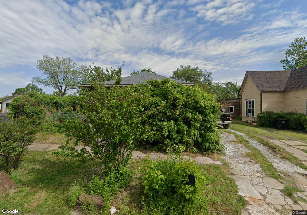 111 W Munson St, Denison, TX 75021 - photo 1