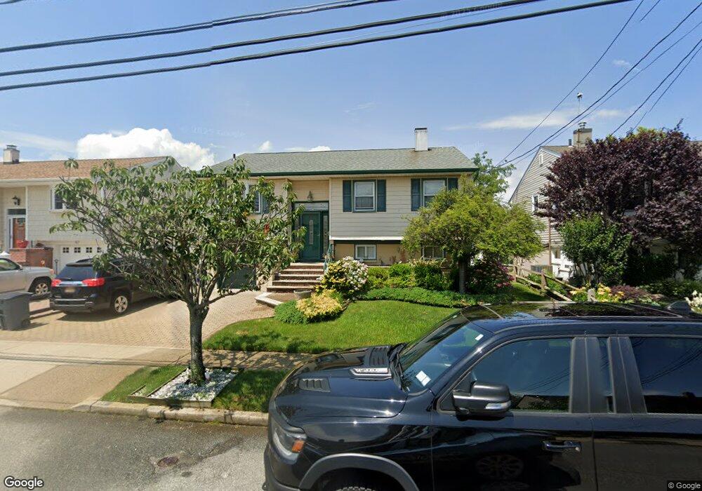 51 E 2nd St, Freeport, NY 11520 - photo 1