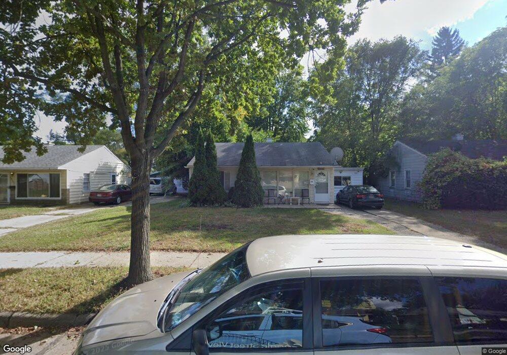 10221 Saratoga St, Oak Park, MI 48237 - photo 1