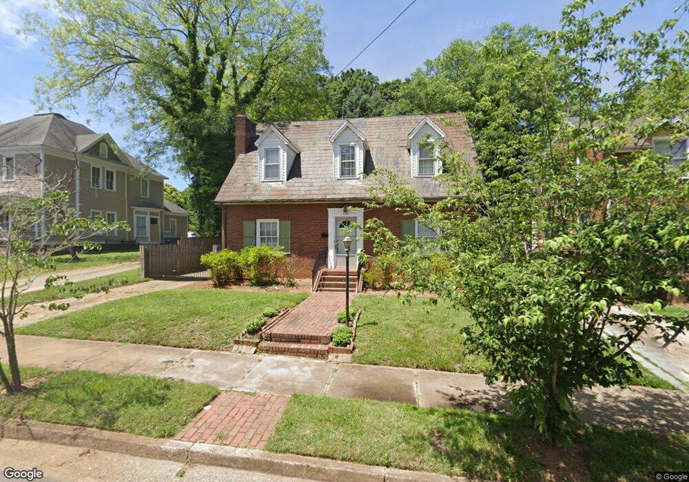 420 S Race St, Statesville, NC 28677 - photo 1