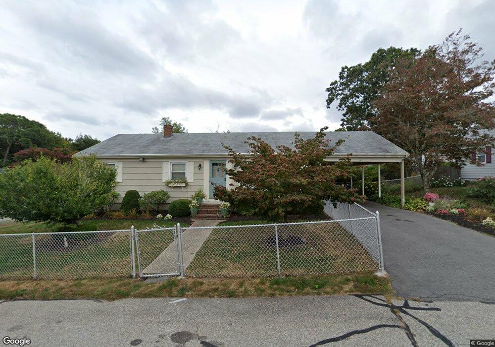 4 Hilltop Rd, North Dartmouth, MA 02747 - photo 1