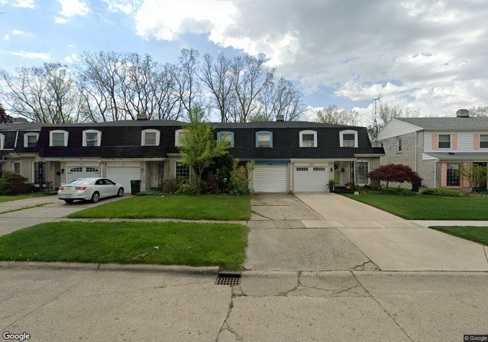 1821 Laurel Oak Dr, Flint, MI 48507 - photo 1