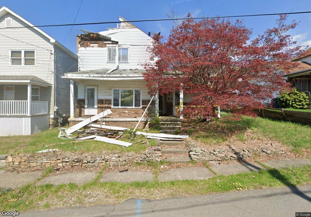 217 Whitmore Ave, Mayfield, PA 18433 - photo 1