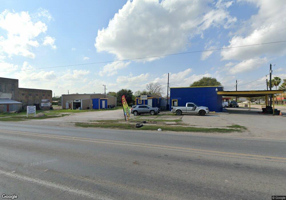 0 Cr 104 unit 1729666, San Diego, TX 78384 - photo 1