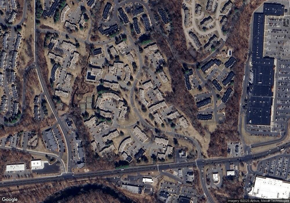 22 Holly Ct, Cromwell, CT 06416 - photo 1