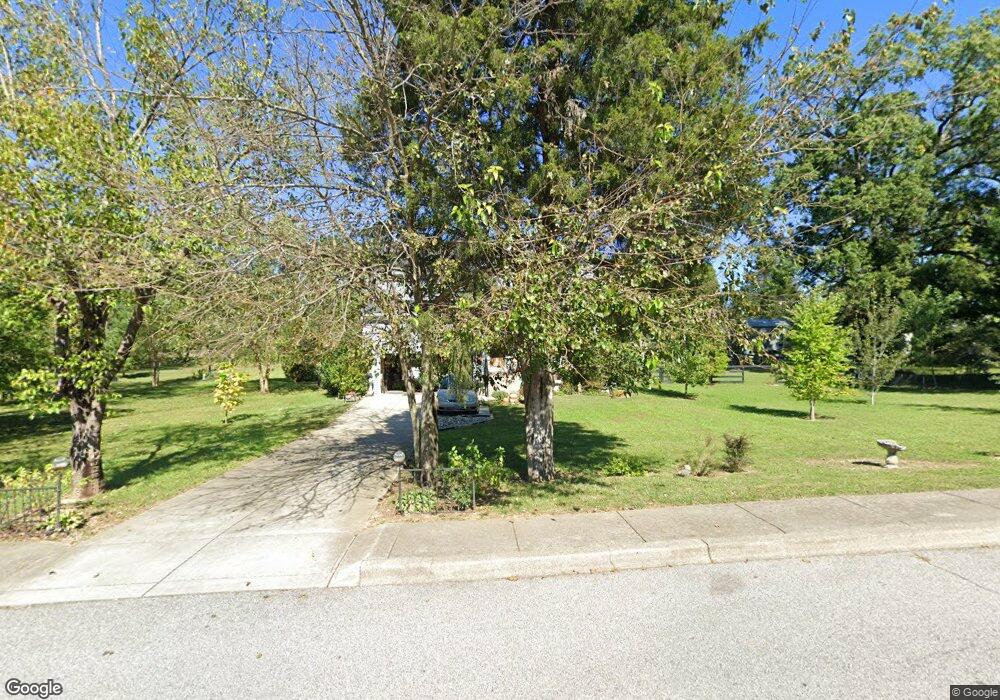 7009 Janes Farm Dr, Louisville, KY 40228 - photo 1