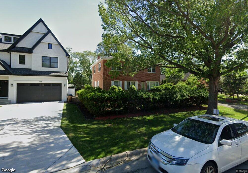 602 W Gladys Ave, Elmhurst, IL 60126 - photo 1