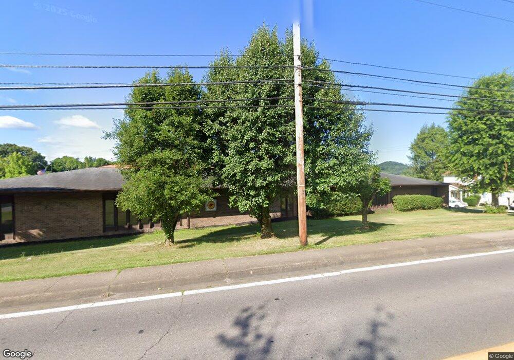 2435 Fairlawn Ave, Dunbar, WV 25064 - photo 1