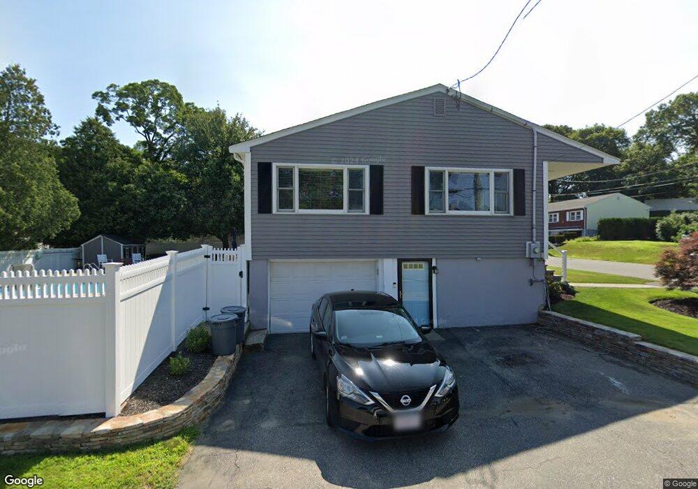 2 Vera Ln, Stoneham, MA 02180 - photo 1