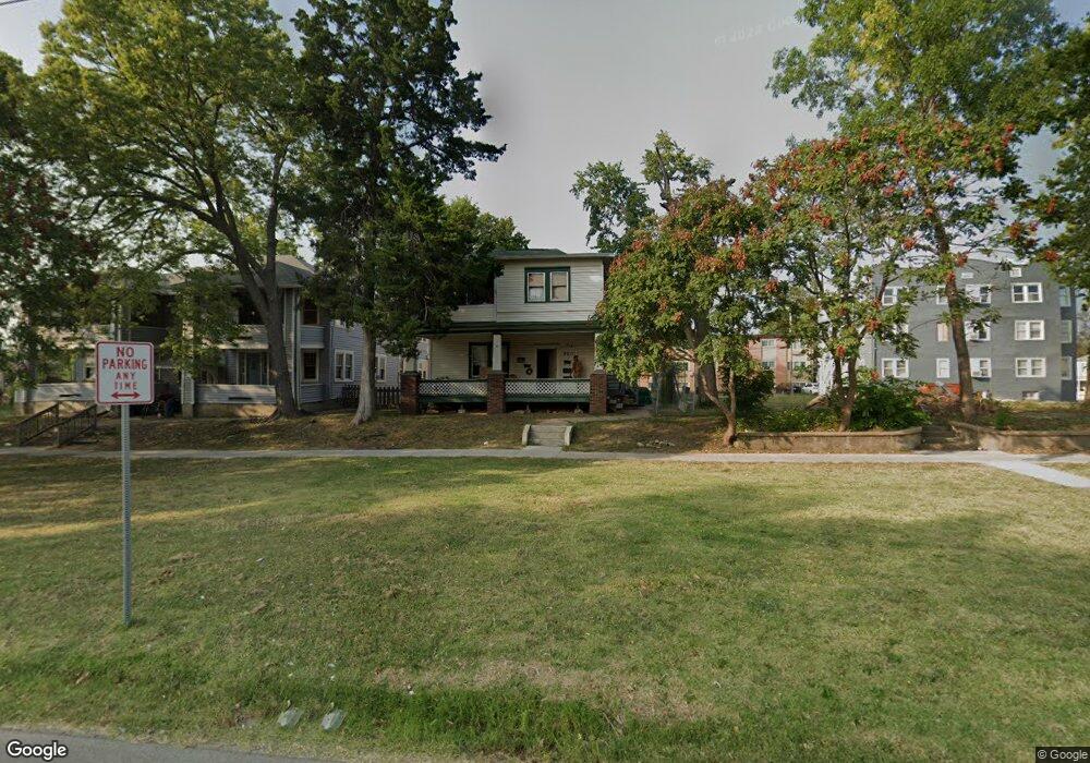 710 SW 8th Ave, Topeka, KS 66603 - photo 1