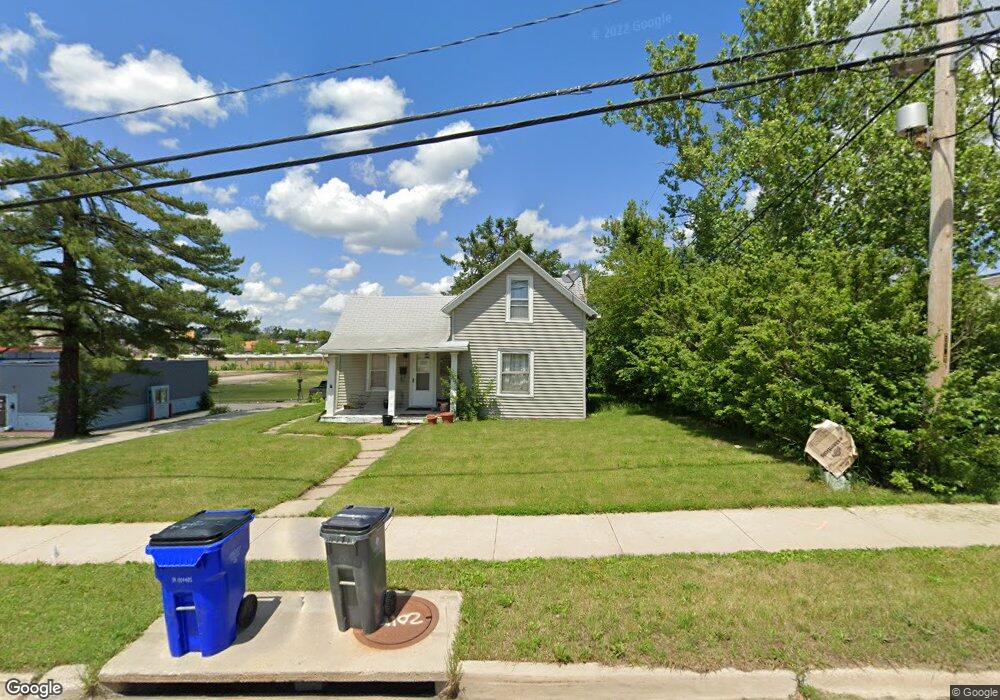 3222 Johnson Ave NW, Cedar Rapids, IA 52405 - photo 1