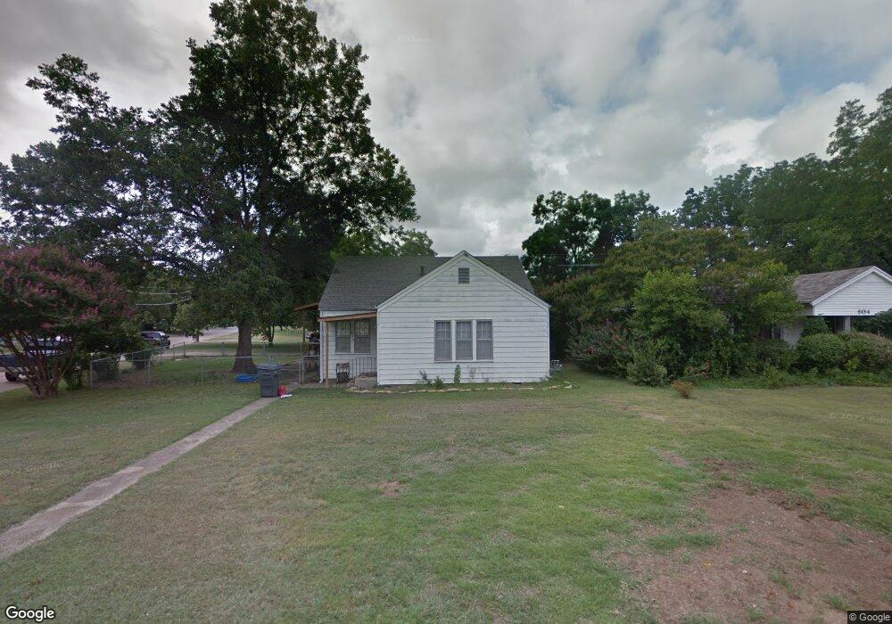 802 11th Ave NW, Ardmore, OK 73401 - photo 1