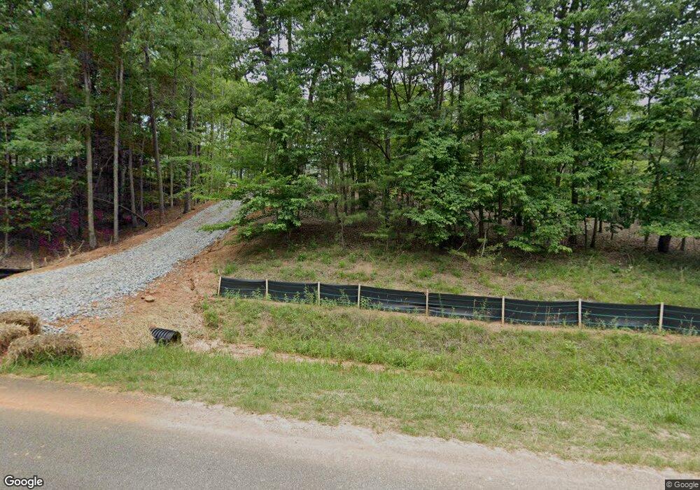 5237 Forest Cove Rd, Gainesville, GA 30506 - photo 1