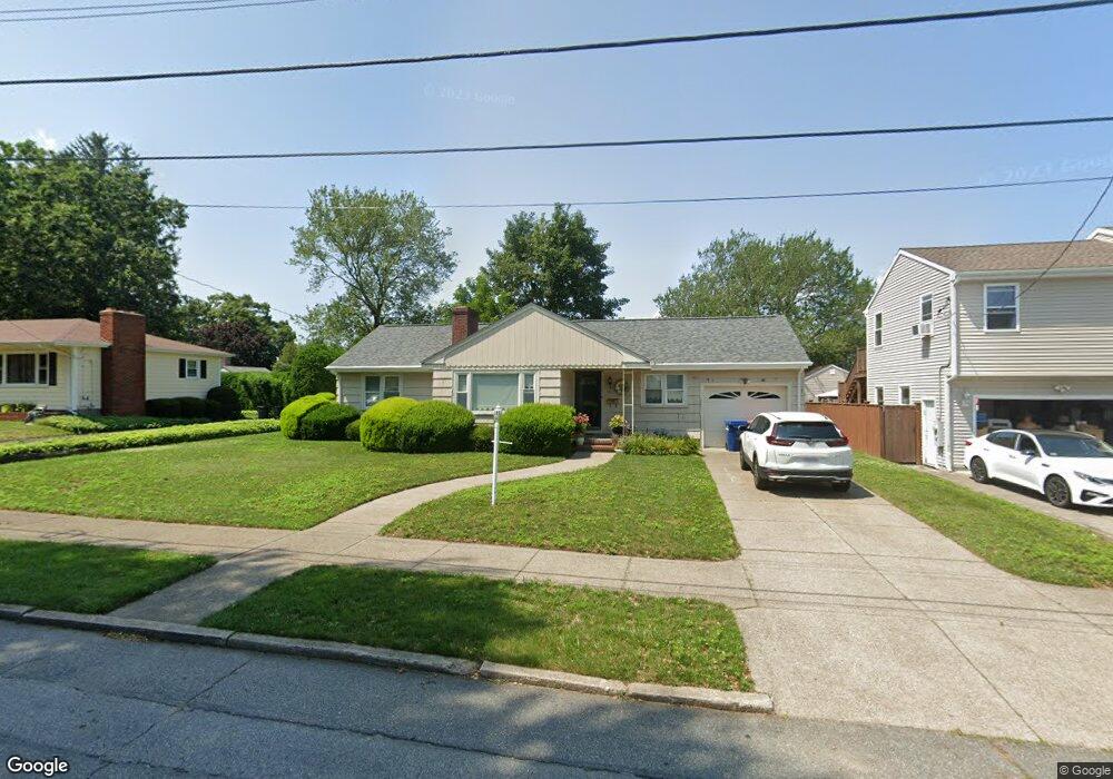 33 Westbrook St, New Bedford, MA 02740 - photo 1