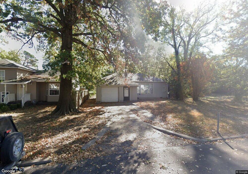 2105 Denver St, Muskogee, OK 74401 - photo 1