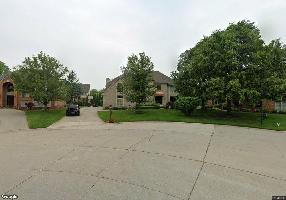 3693 Edinborough Dr, Rochester Hills, MI 48306 - photo 1