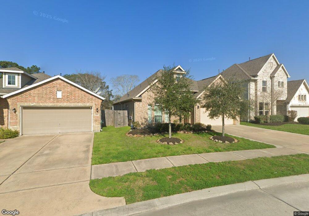 1652R Maggie Trail Dr, Alvin, TX 77511 - photo 1