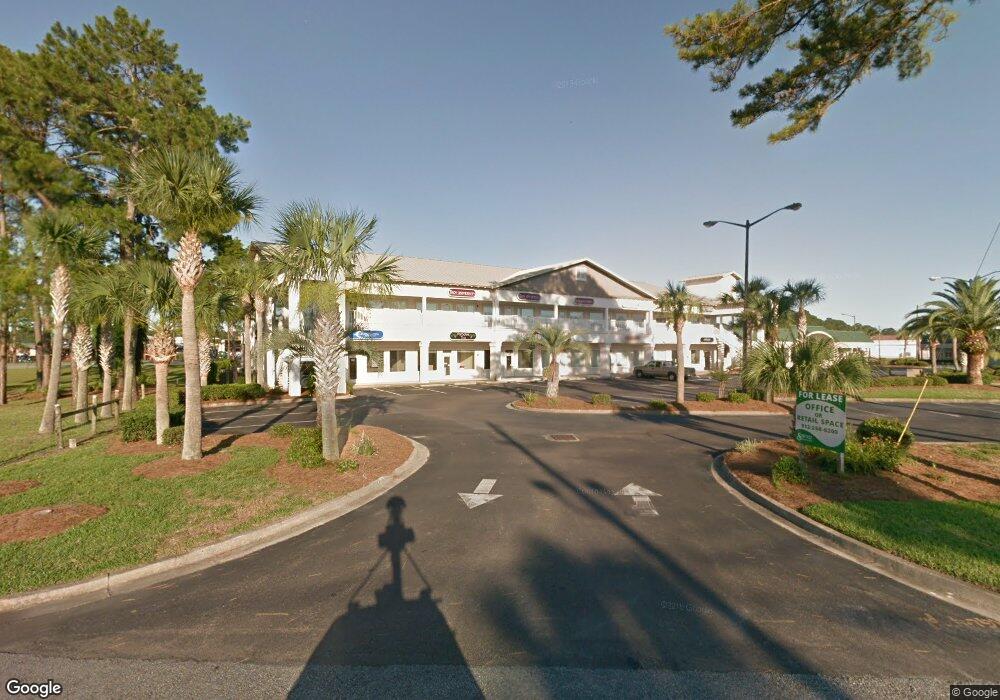 664 Scranton Rd, Brunswick, GA 31520 - photo 1