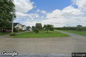 33 S Weavertown Rd, Ronks, PA 17572