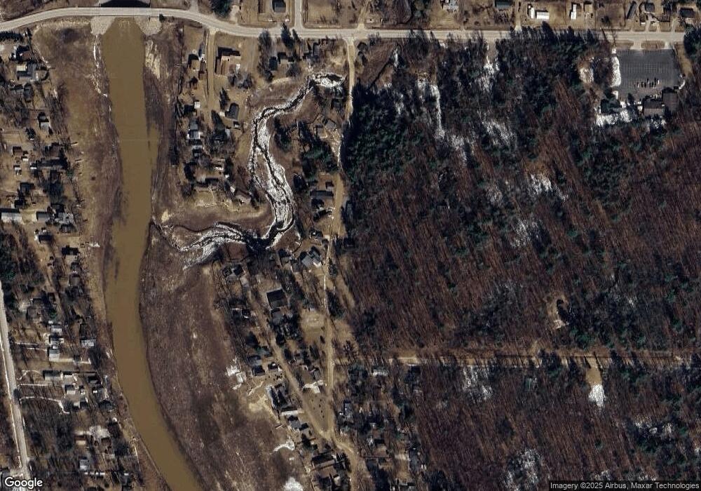 4061 Bayview Dr, Beaverton, MI 48612 - photo 1