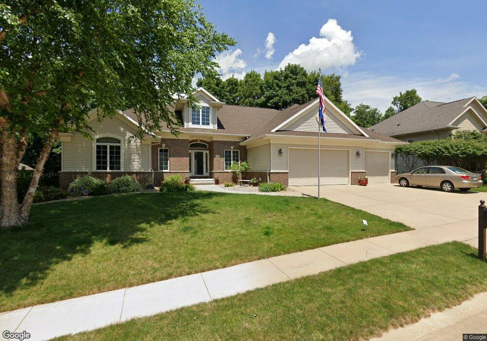 234 McKinsie Ct NE, Cedar Rapids, IA 52402 - photo 1