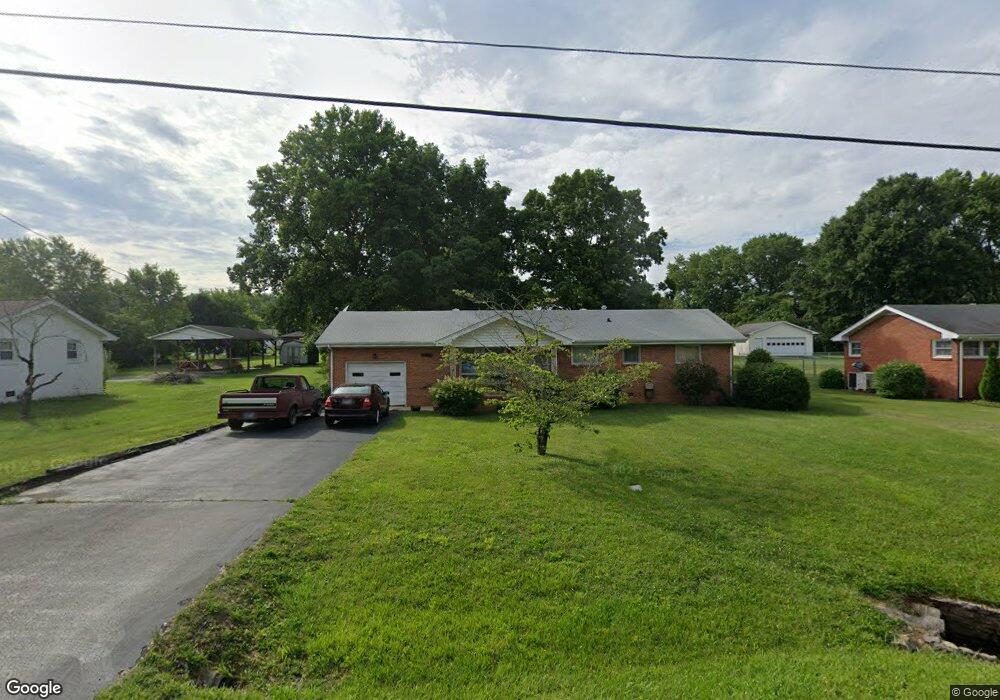 516 Mckellar Dr, Manchester, TN 37355 - photo 1