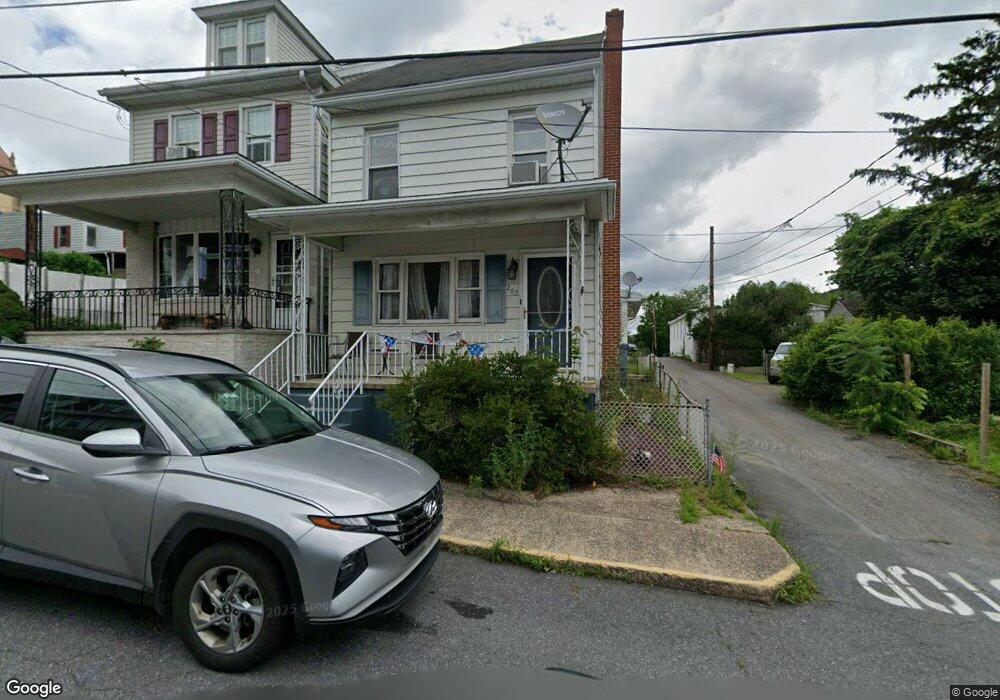 285 Wood St, Cumbola, PA 17930 - photo 1