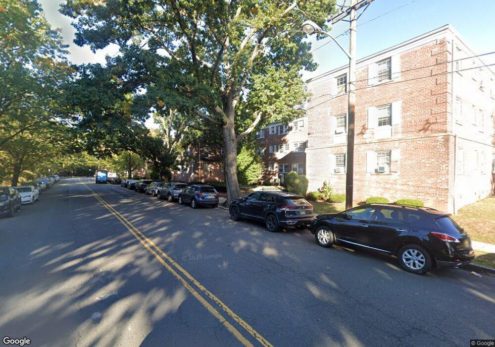 43 Branch Brook Place unit 2F, Newark, NJ 07104 - photo 1