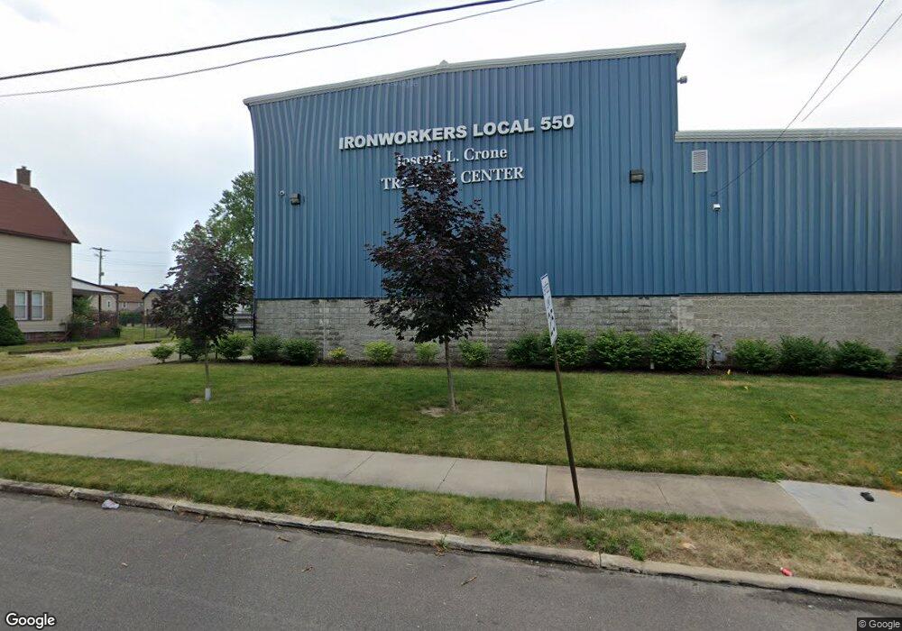 702 High Ave NW, Canton, OH 44703 - photo 1