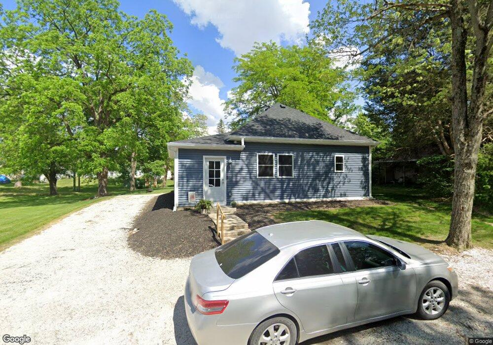 212 N Hendericks St, Warren, IN 46792 - photo 1