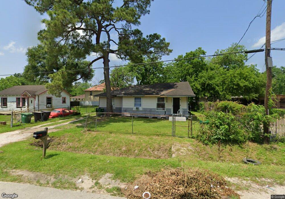8909 Dandy St, Houston, TX 77016 - photo 1