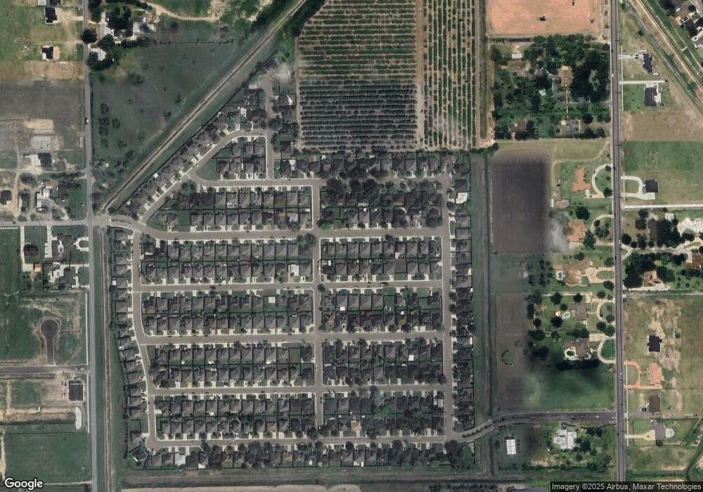 2004 Primrose Dr, Weslaco, TX 78596 - photo 1