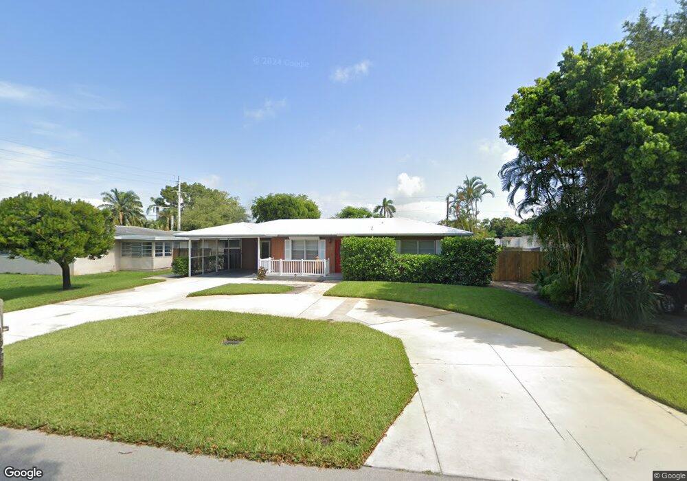 1021 Wisconsin Dr, Naples, FL 34103 - photo 1